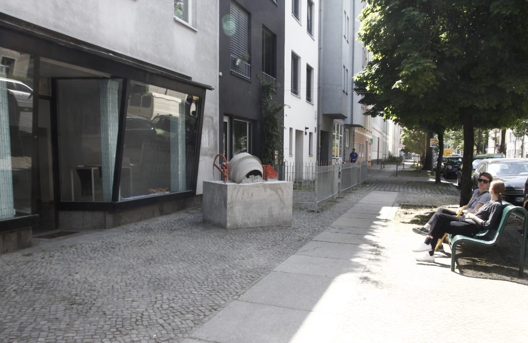 Concrete mixer — image 2